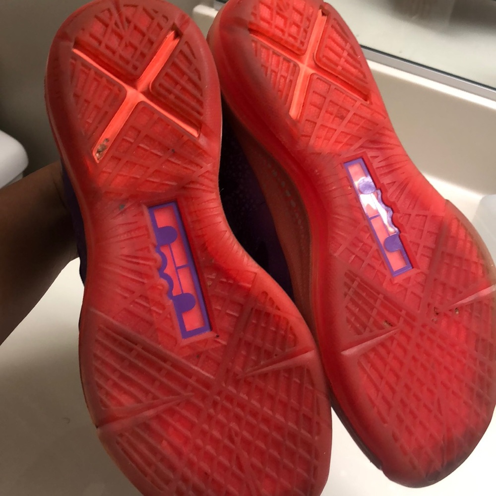 Lebrons - Picture 3 of 6
